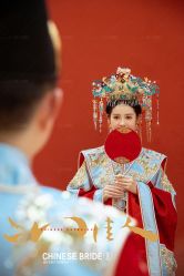 -黑马婚纱摄影