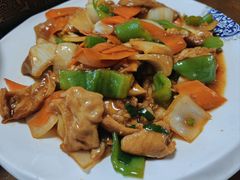 -巧婆婆特色东北菜·铁锅炖