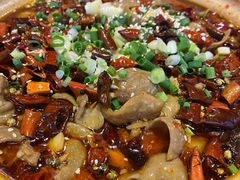 川味肥肠煲-兔槽江湖菜·重庆璧山兔(水围店)