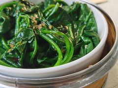 蒜蓉蒸菠菜-餐与自然(老商埠店)