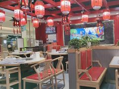 -鲁员外地锅鸡地锅鱼(龙湖江东天街店)