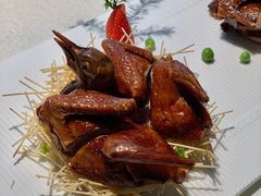 脆皮乳鸽-海游荟·海洋文化餐厅(福田店)