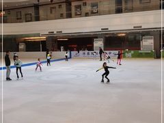 -陈露国际冰上中心(天津嘉里汇店)