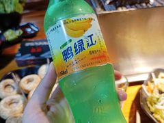 鸭绿江香蕉味汽水-丹东特色烤肉(南光三部店)