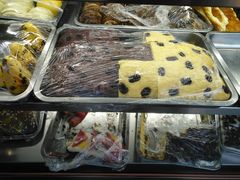 -聚德华天护国寺小吃(甜水园店)