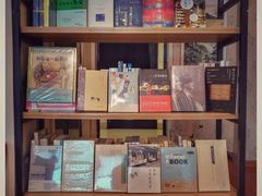 -武汉境自在書店