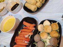 -鲜入围煮花胶鸡海鲜火锅