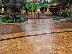 -七彩云南欢乐世界