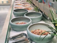 -绿岛港轩海鲜烤肉涮锅自助餐厅