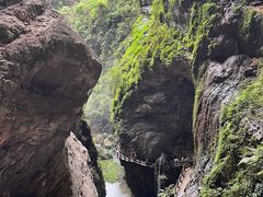 -龙水峡地缝景区