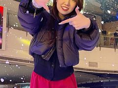 -冰纷万象滑冰场(沈阳万象城店)