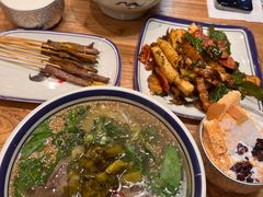 -云阿蛮云南生烫牛肉米线(奉贤路店)