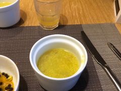 -齐河孔雀王温泉酒店·金孔雀自助百汇