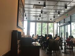 大堂-星巴克(深圳世界金融中心店)