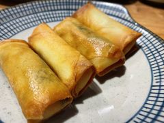 雪菜黄鱼春卷-南小蟹手工點心(三里屯店)