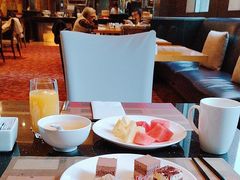 -上海西藏大厦万怡自助餐厅(徐汇店)