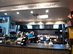 -The Habit Burger Grill 哈比特汉堡(世博店)