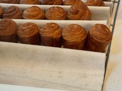 -VERIE BAKEHOUSE