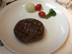 -斗牛士牛排(南京东路店)