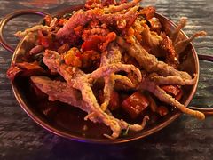 -SISTERS BAR RESTAURANT川意酒馆(嘉善老市H楼店)