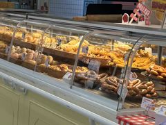 -红星前进面包牛奶公司(君太店)