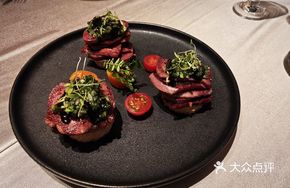 Charcoal-Grilled Low-Temperature Beef Tongue with Pickled Cucumber Salsa