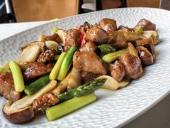 葱爆雪花牛肉粒-情书·中餐厅(长嘉汇店)