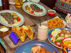 -Famous肥猫墨西哥音乐餐吧(五棵松华熙LIVE店)