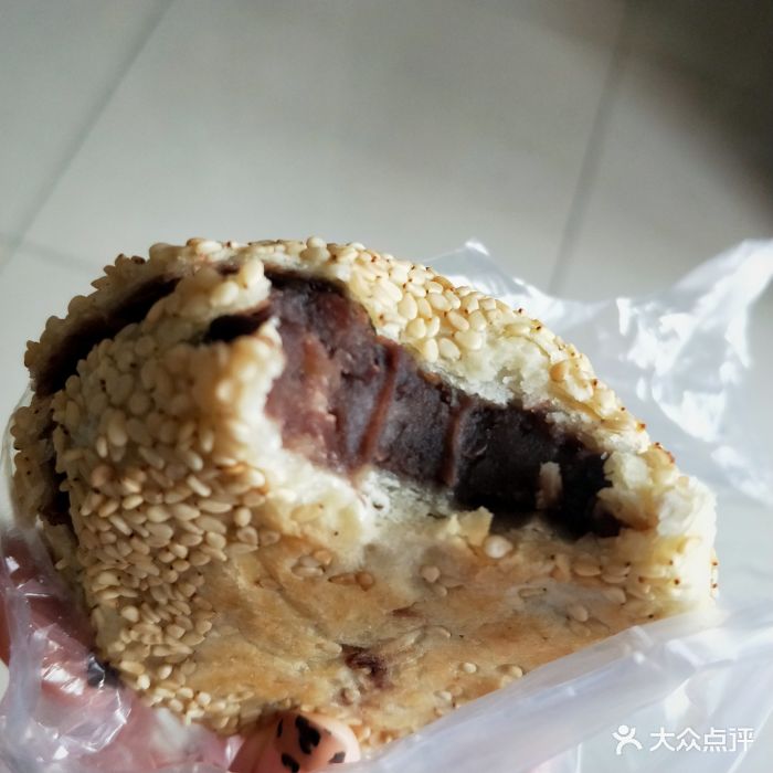 老回回小吃(百万庄店)豆馅儿烧饼图片