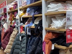 -优衣库(深圳万象天地旗舰店)
