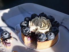 -UNI UNI(环亚凯瑟琳店)