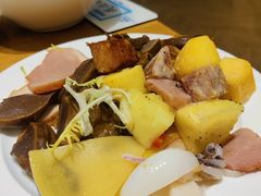 -亚龙湾希尔顿自助餐厅·海鲜·烧烤·沙滩BBQ·现场乐队