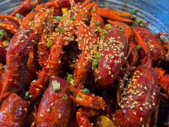 -肥肥虾庄·金牌油焖大虾(汉街SKP店)
