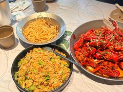 -巴厘龙虾·榜首油焖大虾(音乐学院·沿江酒馆店)