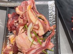 -啊美丽炭火烤肉(滑翔一店)