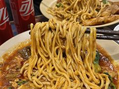 -方铲铲·成都板凳面(滨江银泰店)