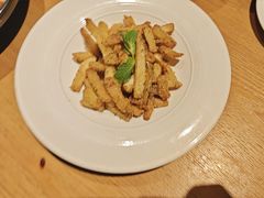 -耶里夏丽新疆餐厅(百联中环购物广场店)