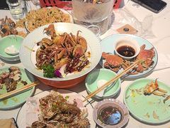 -嗨辣小聚·盘锦河蟹·海鲜烧烤龙虾(盘锦十年好店)