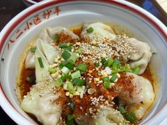 -八二小区抄手(龙湖上城天街店)