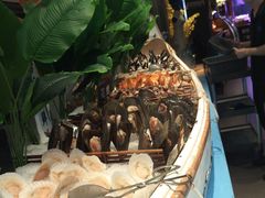 -领鲜活海鲜榴莲自助火锅(东门店)