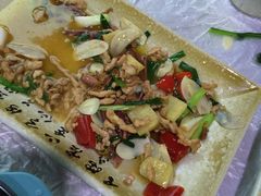 蕨菜炒肉丝-茂县小辣椒川菜馆-羌家铜锅土火锅