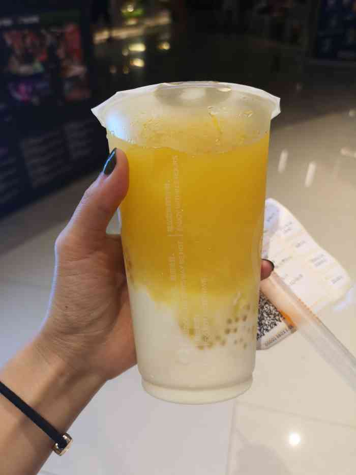 coco都可(保利香槟店)-"美团一块钱抢的法式奶霜咖啡,感觉还不错呀.