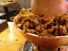 -炉小二铜锅牛蛙•川湘菜(三里屯店)