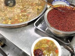 多加辣子更香-刘老虎肉丸糊辣汤(总店)