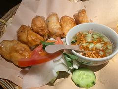 -大头虾越式风味餐厅(光明广场店)