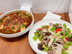 -犇逸·乐山跷脚牛肉·四川现炒(览海店)