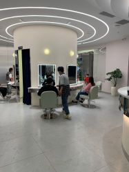 -PE SALON