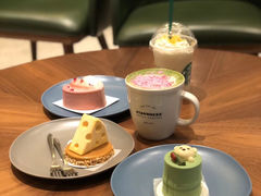 -星巴克(郑州普罗旺世店)