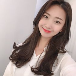 -AYO SALON