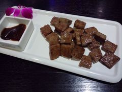 -HIHE Bistro·Oyster Bar(华熙live店)